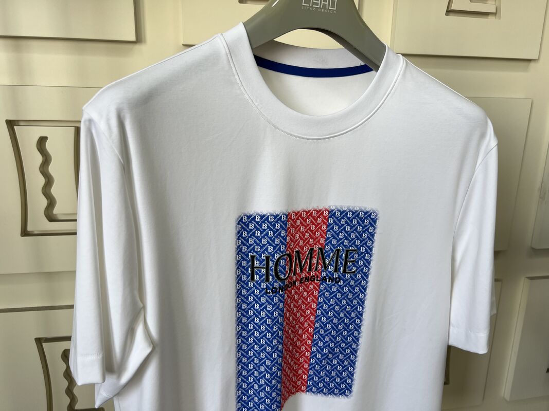 T-shirt z okrągłym dekoltem i haftem | Luksusowy T-shirt męski z okrągłym dekoltem i haftem 3D z literami i wzorami, produkcja koszulek