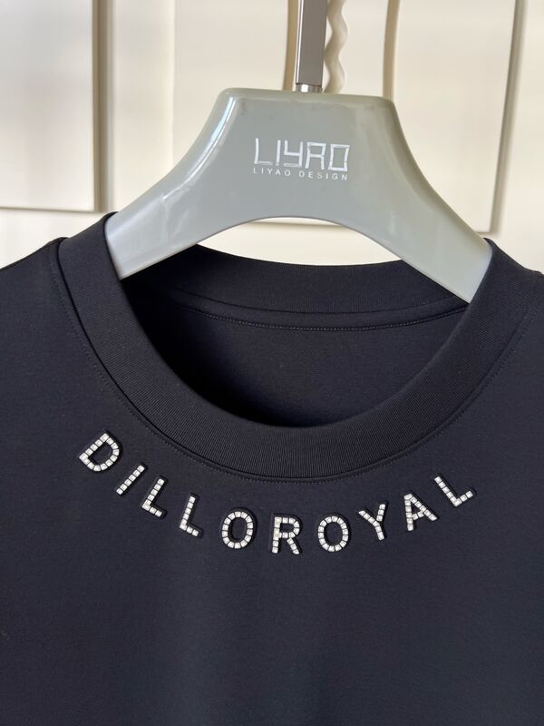 T-shirty z szyją. Rhinestone Logo & Graphic Design Jersey męska T-shirt OEM/ODM Produkcja