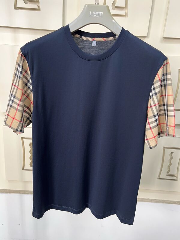 Męskie modne T-shirty z kultowymi rękawami, regularnie dopasowaną szyją, wysokiej jakości bawełną