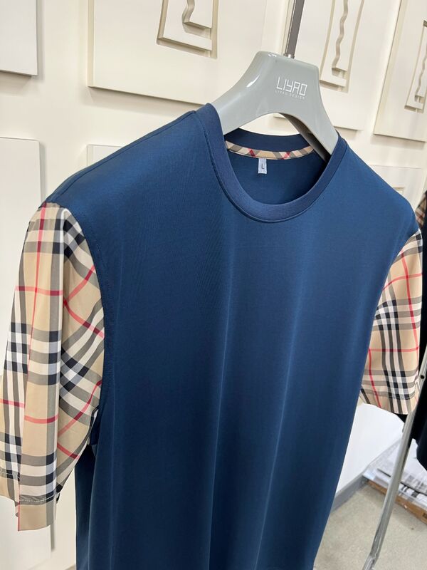 Męskie modne T-shirty z kultowymi rękawami, regularnie dopasowaną szyją, wysokiej jakości bawełną