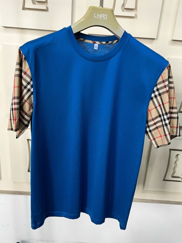 Męskie modne T-shirty z kultowymi rękawami, regularnie dopasowaną szyją, wysokiej jakości bawełną