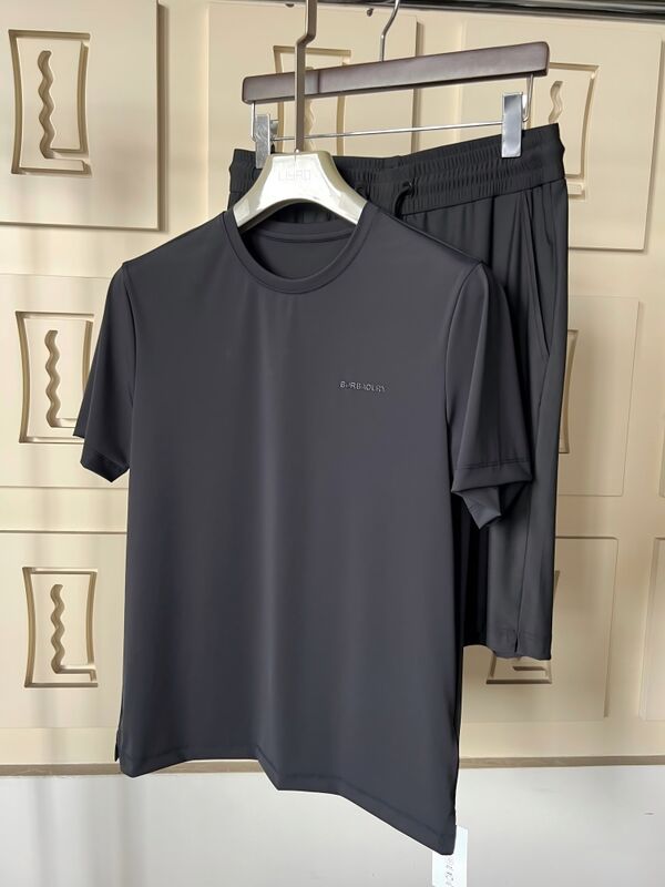 Wysokiej jakości męskie fitness szorty biegowe Wydzielne materiały szybkiego suszenia Długość kolana Letnie plecy kieszonkowe kieszonkowe prosty design